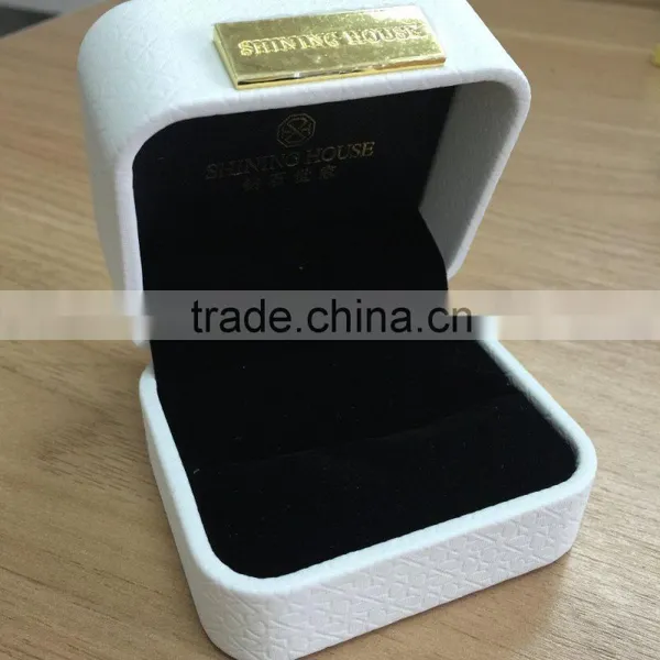 White Color Leatherette Earring Box photo-4