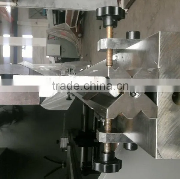 V Groove Bending Machine WC67Y-30T/1600/amada Press Brake Tooling photo-3