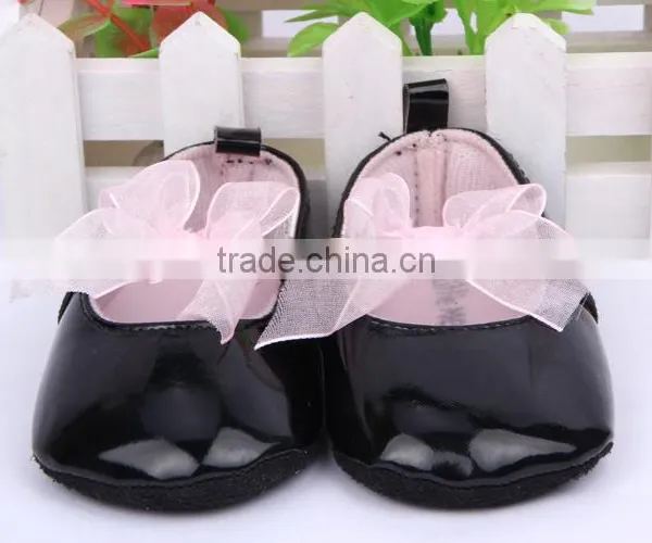 New Baby Leather Shoe Cheap Wholesale Shoe in China Girls Princess Leather Shoes With Pink Ribbon photo-2