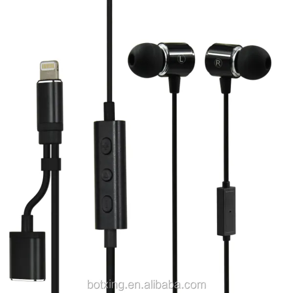 Newest High Quality Wired Stereo Super Bass MFi Earphone for IPhone With Charging and Listening Concurrently photo-3