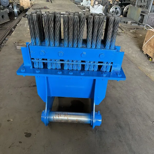 Producing Custom Excavator Modified Steel Brushes, Tunnel Invert Three-row and Four-row Cleaning Brushes photo-4