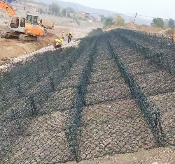 Galvanized Iron Wire Gabion 3x1x1m With 2.7mm Diameter for Construction photo-2