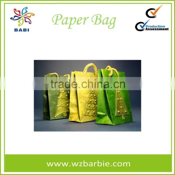 Customized Recyclable Christmas Gift Paper Bag With Logo Printed photo-4