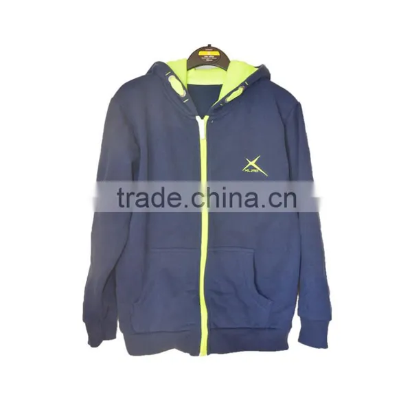 Latest Design Tracksuit China Cheap Tracksuit for Boy Winter Sport Suit photo-2