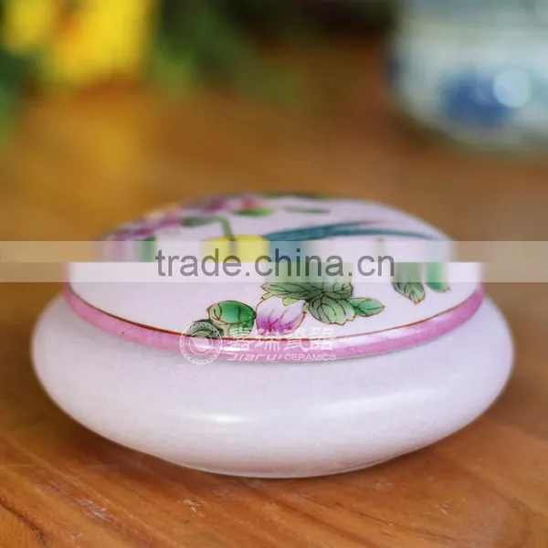 Chinese Unique Design Hand Painted Porcelain Jewelry Holder photo-3