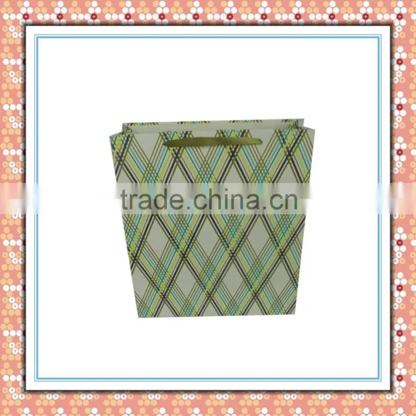 Hot Sale China Cute Cat Drawing Cute Gift Paper Bag photo-5