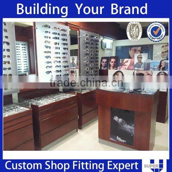 Simple Style White Wall Mouted Sunglasses Optical Store Design photo-5