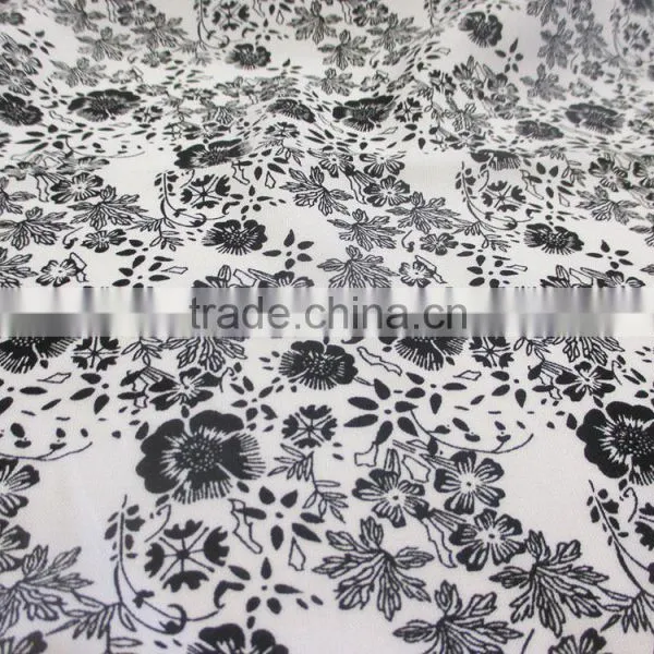China Weifang Manufacturer Wholesale Cheap Viscose Printed Fabric for Lady Dress photo-6