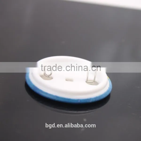 Custom Made Tin Badge With Metal Button photo-2