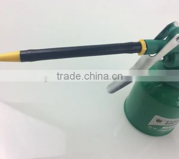 BERRYLION Tools BERRYLION Tools 250g Hand Press Oil Gun Plastic Pump Oiler With Metal Container photo-5
