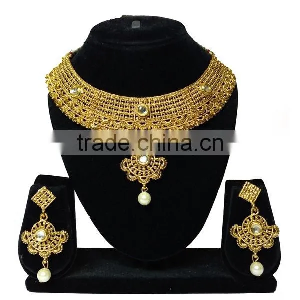 Necklace Set With Earing and Mang Tika photo-5