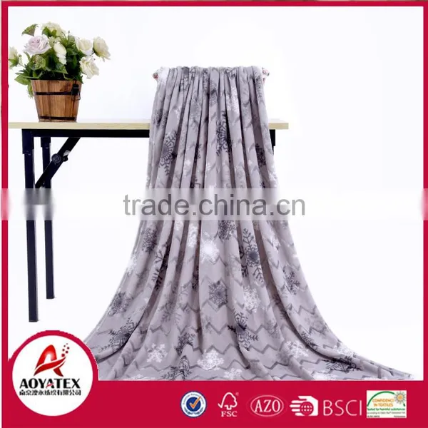 100 Polyester Christmas Snowflake Design Printed Flannel Fleece Blanket photo-2