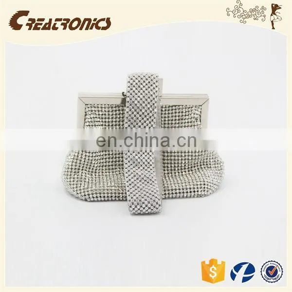 CR Sample Available Shining Diamonds Surface Metal Frame Portable Long Handle Silver Top Sales Trendy India Clutch Bag photo-5