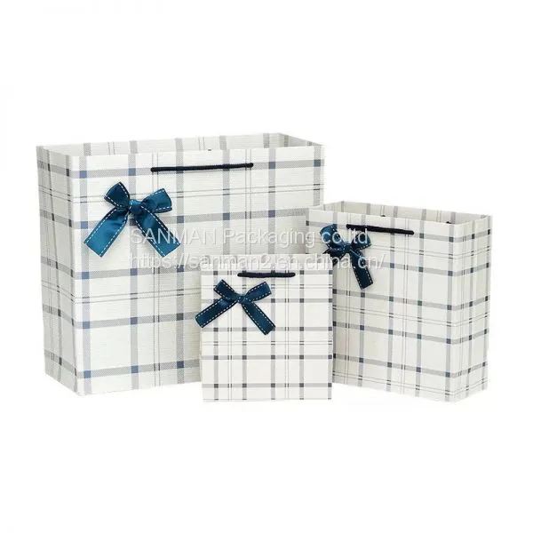 Cartoon Paper Square Gift Packing Bag Handle
