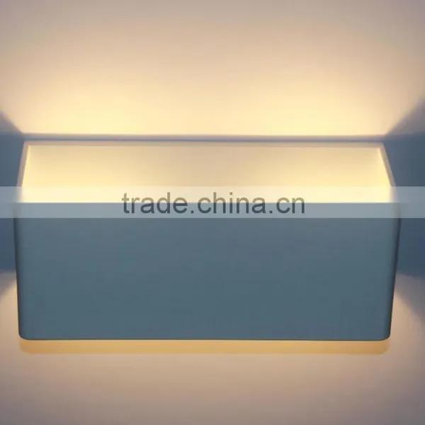 2015 NEW CE Rohs White Led Reading Light Wall Mounted photo-3