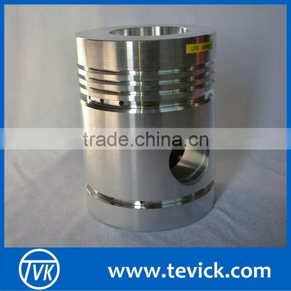 UTB engine piston set for UNIVERSAL