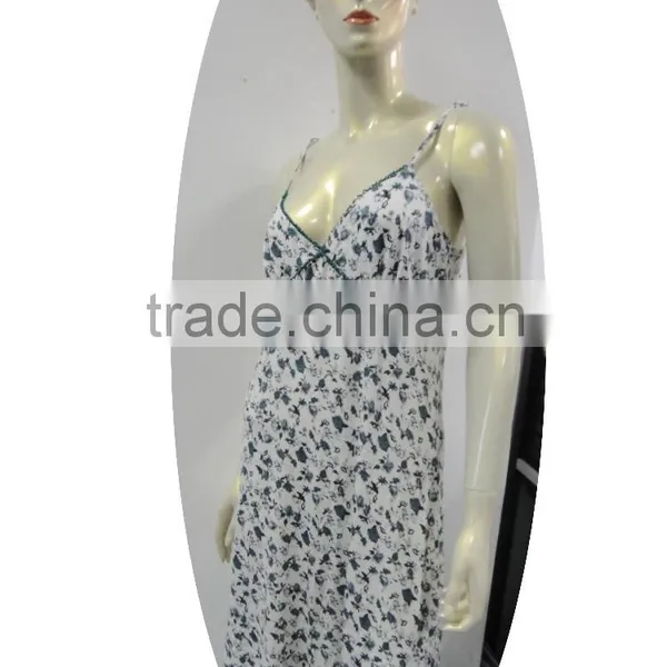 Sexy and Delicate Sleeveless Nightgown With Pattern photo-2