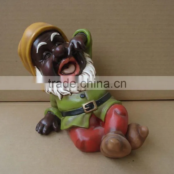 Funny Garden Polyresin Gnome With Squirrels Statue photo-2