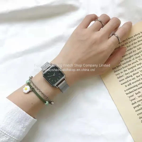 Квадратный часовой механизм на ремне