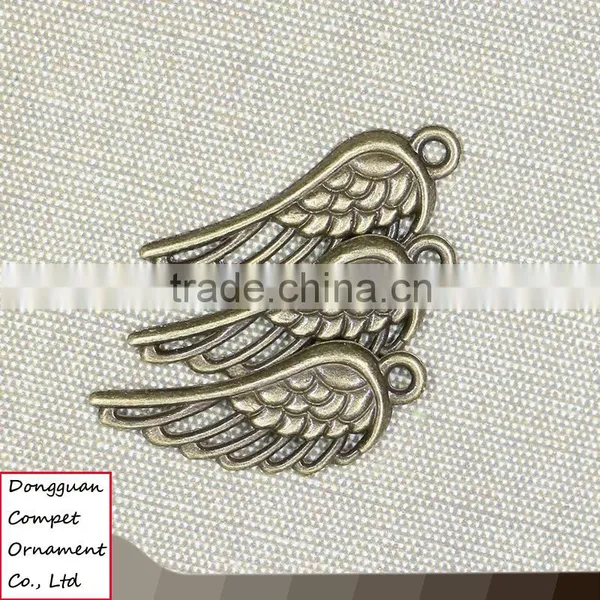 Wholesale Zinc Alloy Hot Hollow Out Snitch Wings Pendant photo-3