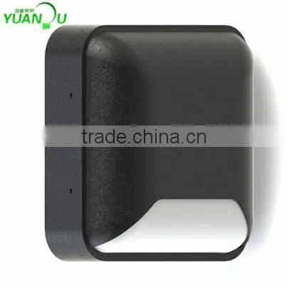 Outdoor New Design High Quality Square IP65 LED Wall Lighting