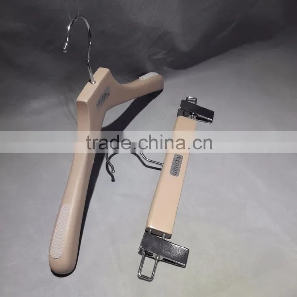 2016New China Products Wooden Hangers for Trousers With Clips Supplier's Choice photo-4