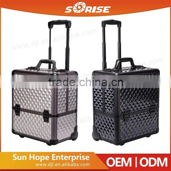 High Quality Lovely Aluminum Makeup Vanity Box With Lock photo-2