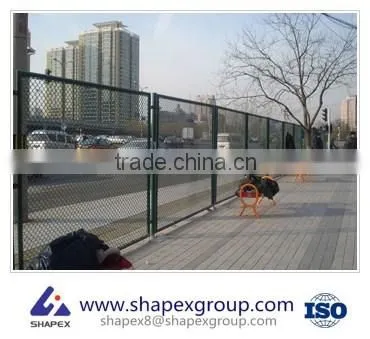 Protacting Wire Mesh Fence photo-3