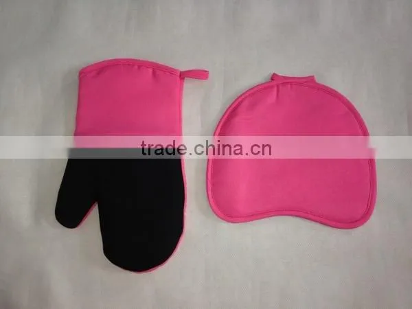 Heat Resistant Silicone Oven Mitts photo-2