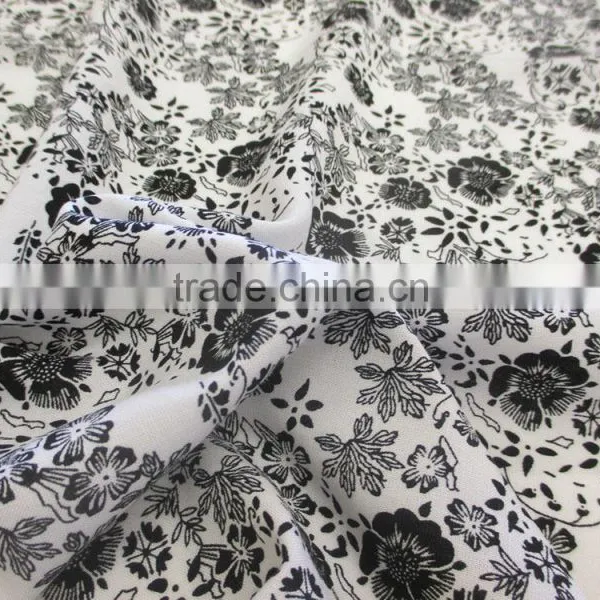 China Weifang Manufacturer Wholesale Cheap Viscose Printed Fabric for Lady Dress photo-4