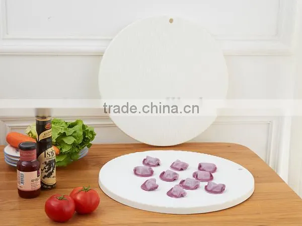 Multifunctional plastic Pasta board