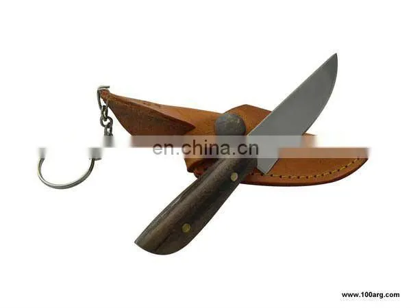 KNIFE AS KEY RING WITH LEATHER SHEATH. TOTAL LENGTH 13CM