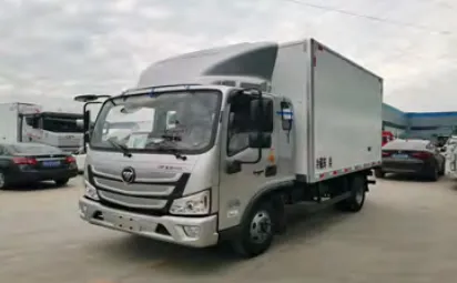 Oem Refrigerated Trucks Refrigerator Trucks for Transportation of Live Fish and Seafood for Sale