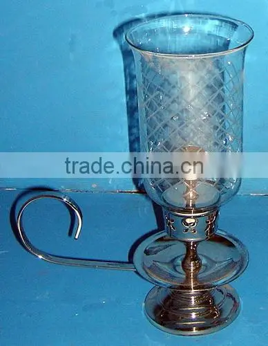 Metal Hurricane Lamp With Glass Chimney photo-5