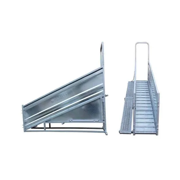Heavy Duty Cattle Loading Ramp With Winch Galvanized Portable Livestock Cattle Goat Sheep Loading Ramp photo-2