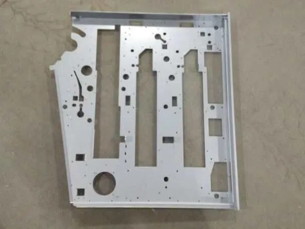 Servicio de estampado de metales de piezas de aluminio y acero inoxidable personalizadas de alta precisión