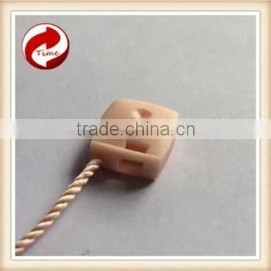 2015 of the Most Cheap, Good Color Fastness of Brand Clothing Plastic String Tag Seal Pink Tag photo-3