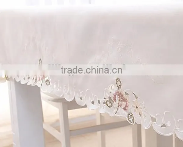 New Design 100 Polyester Flower Design Embroidery Table Cloth photo-2