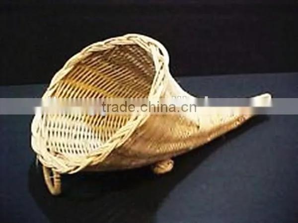 RH-YF22 Thanksgiving Decorattan Cornucopia Horn Shape Wall Hanging Flower Rattan Basket photo-3