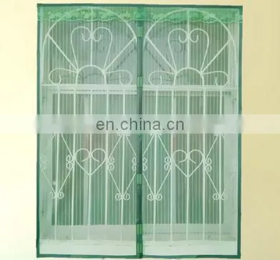 In the Middle Open Type of Magnetic Screen Window Netting for Preventing Bugs photo-4