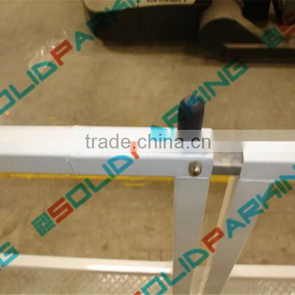 Button Remote Control Hydraulic Driven Hydraulic Car Lift photo-2