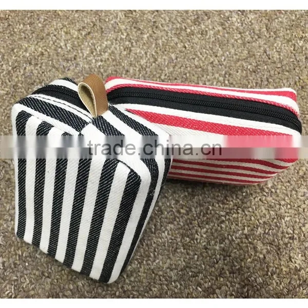 Strip Canvas Toiletry Bag Portable Travel Mini Cosmetic Bag With Ykk Zipper photo-5