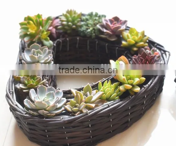 Handmade Wicker Basket Heart-shaped Retro Pastoral Desktop Simulation Flower Planting Pot Plants Meat Storage Basket photo-3
