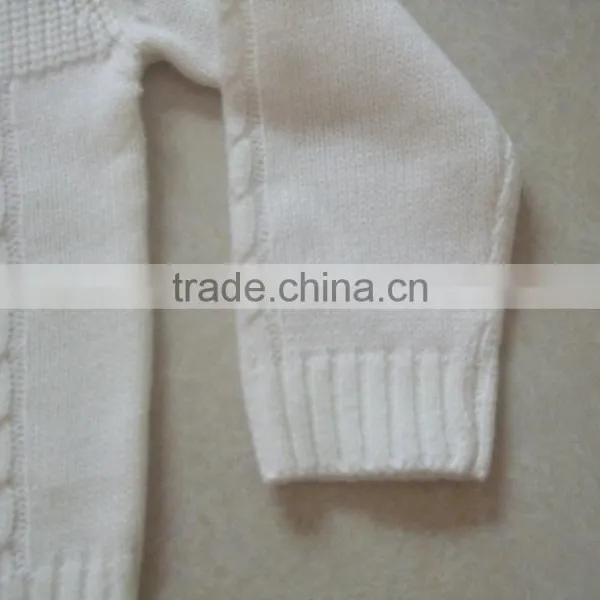 High Quality Kangaroo Packet Twist Pullover Sweater Designs for Girls (BKNB5345) photo-4
