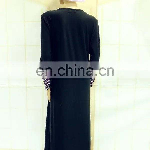 Islamic Women Crystal Cotton Abaya Kaftan Designs in Pakistan photo-3