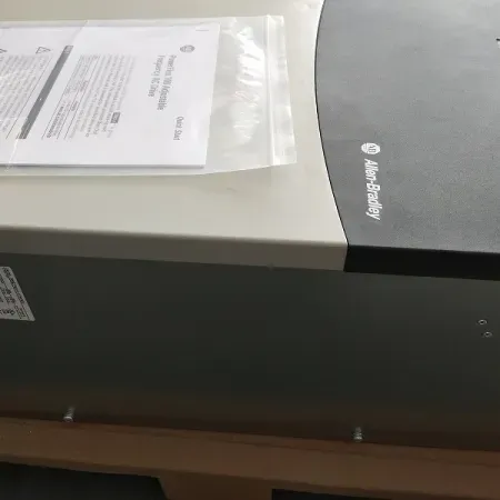 ALLEN‑BRADLEY POWERFLEX 753 AC DRIVE 186A 20F1AND186JA0NNNNN photo-1