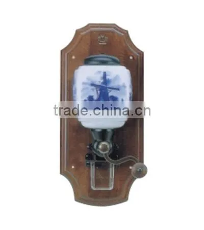 Archaistic Manual Coffee Grinder With Wooden Case photo-2
