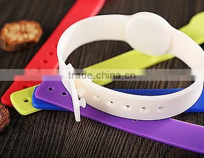 Tracking Chip Adjustable Silicon RFID Wristband photo-3