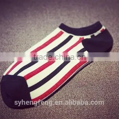 2015 Hot Style Wholesale Fashion Man Socks Stripe Socks