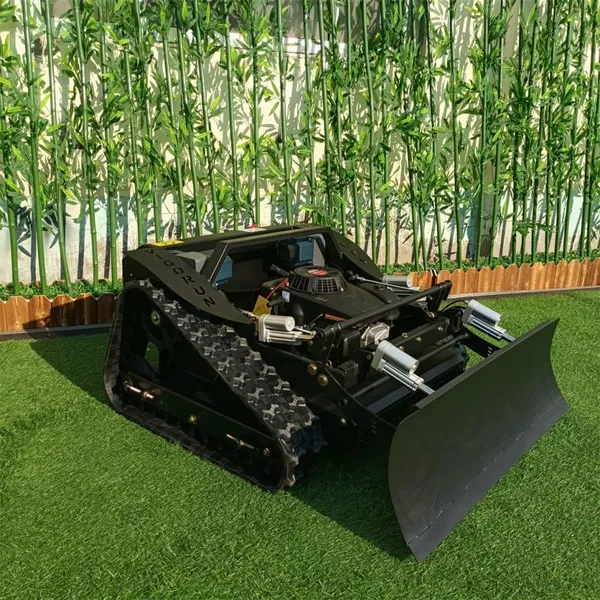 Gasoline Engine Rechargeable Battery Sharp Mowing Blades Lawn Mower Remote Control